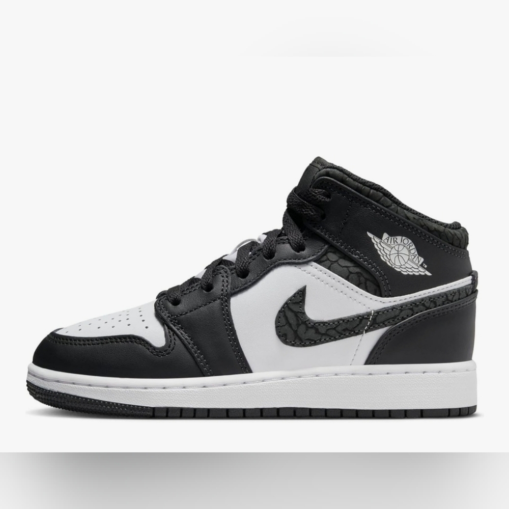Nike Air Jordan Panda Elephant Black White FB9909 001 Size 6 Youth​​